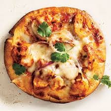 Chicken tika pizza